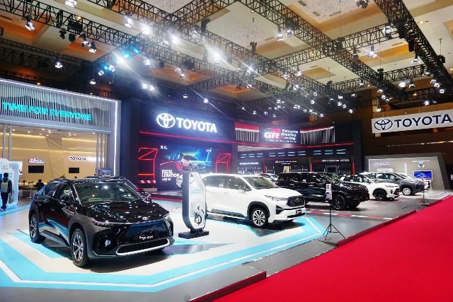Avanza Veloz SPK Terbanyak 514 Unit dan Hybrid Naik 212% di IIMS 2023