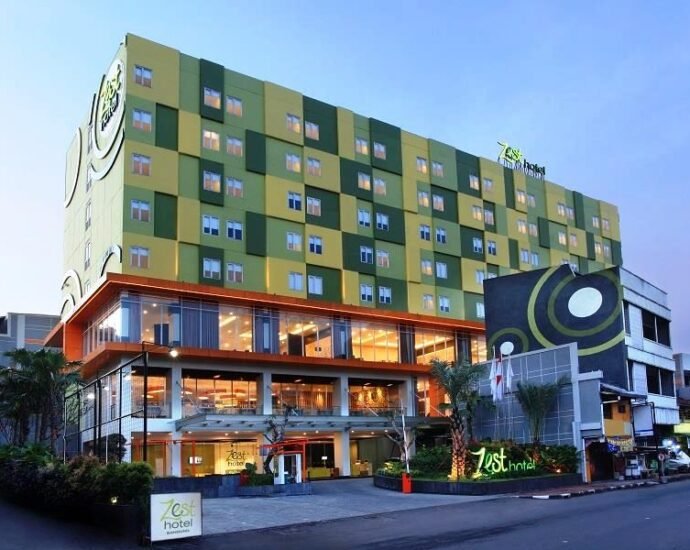 Advertorial: Zest Hotel Sukajadi Bandung Rayakan “Charity Fun Run Zest 8th Aniversary” Bersama Teman Sporty