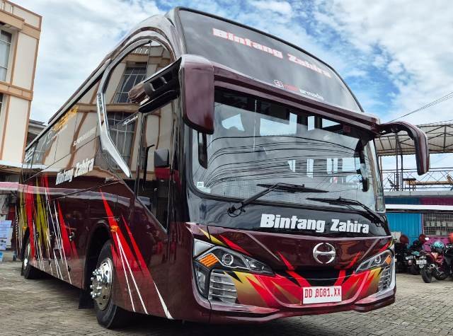 Hino Ajak 21 PO Sulsel Gelar Road Test Bus RM 280 ABS Terbaru Bintang Zahira