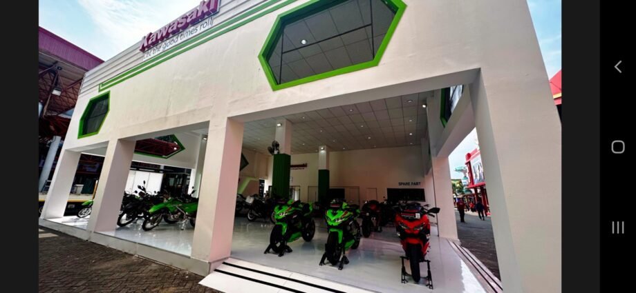 New Model Kawasaki W175L FI dan Repaint Grafis KLX230 Segarkan Jakarta Fair 2024