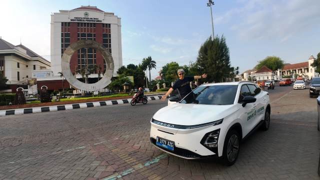 DRIVING EXPERIENCE: Fitur Unggulan Omoda E5 Bikin Takjub! Pantas Saja Menteri Airlangga dan Selebriti Raffi Ahmad Kepincut