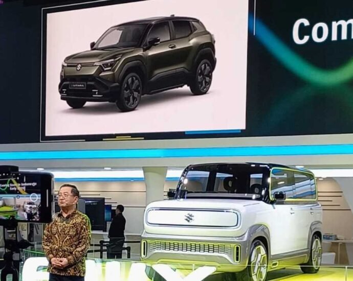 Setelah Perkenalan Global di Italia Tahun Lalu, Suzuki Agendakan eVitara Dijual Awal 2026